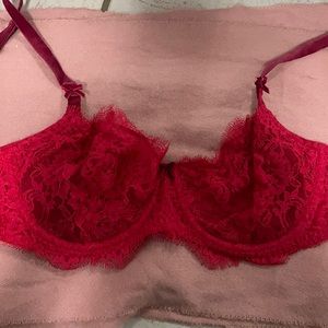 Victoria’s Secret- Dream Angels push up bra